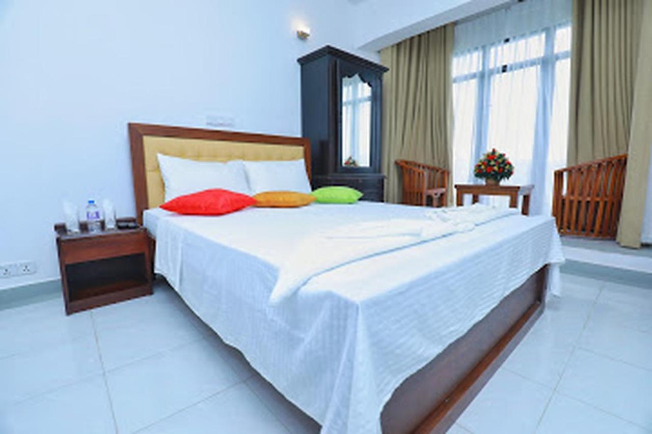 Lake View Holiday Resort Nuwara Eliya Exterior photo